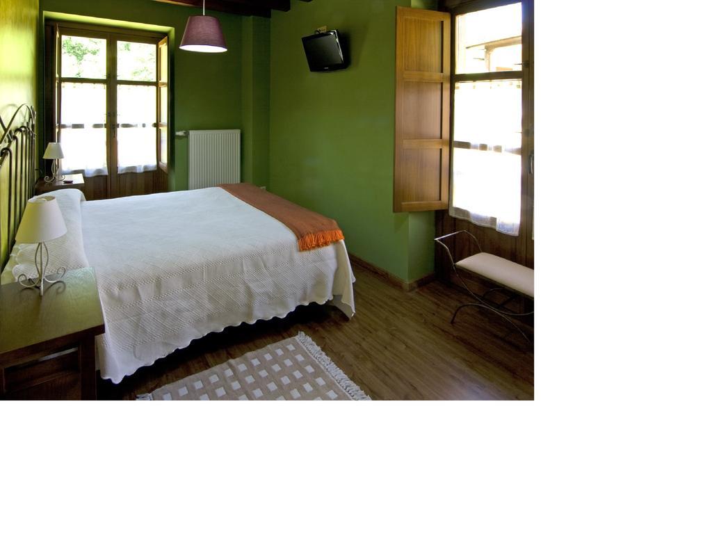 La Llosa de Repelao Covadonga Habitación foto